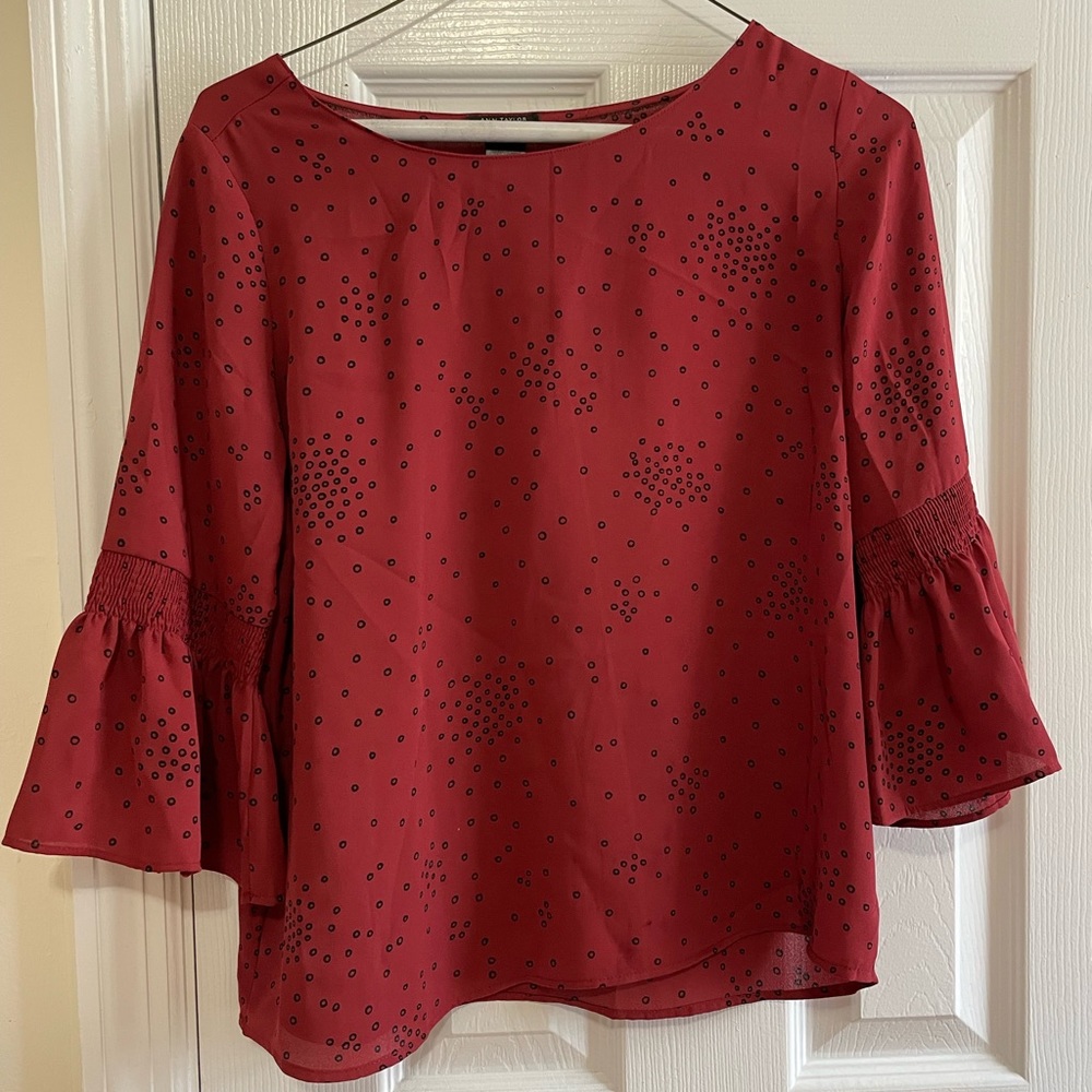 Red puff sleeve blouse size XSP